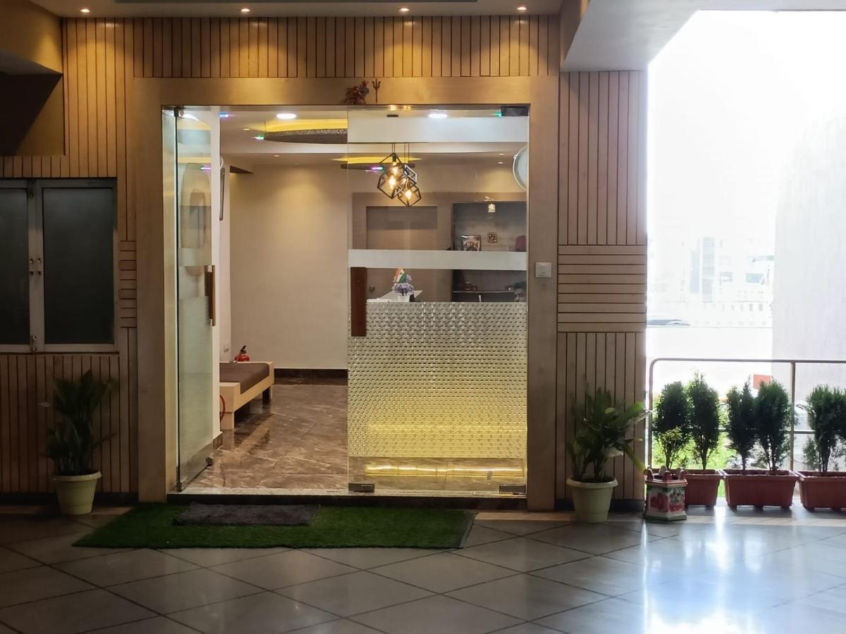 Fabhotel Symphony Grand Ahmedabad Luaran gambar