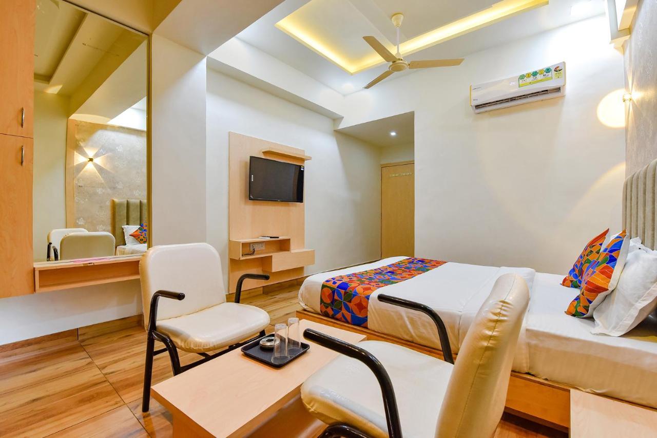 Fabhotel Symphony Grand Ahmedabad Luaran gambar