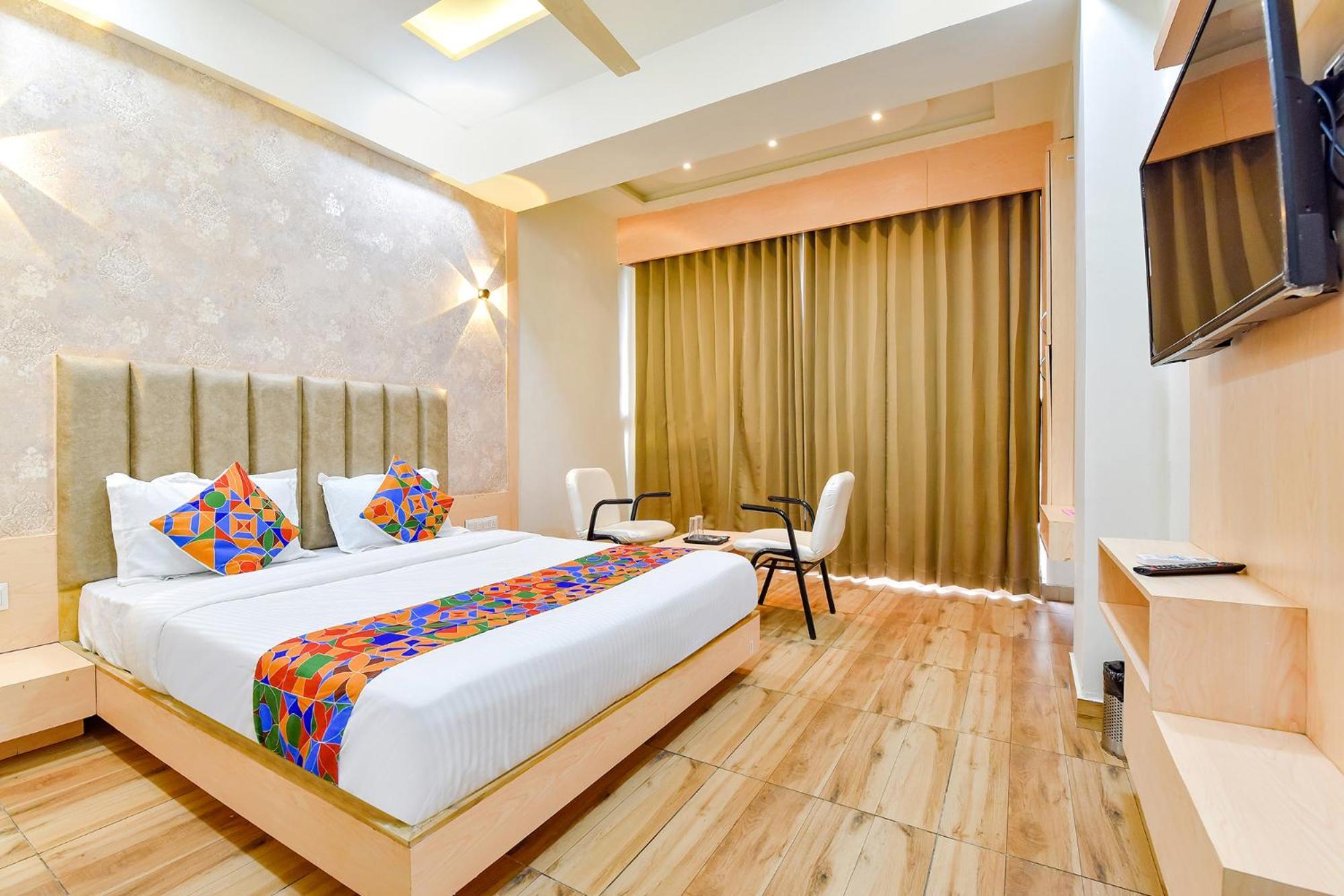 Fabhotel Symphony Grand Ahmedabad Luaran gambar
