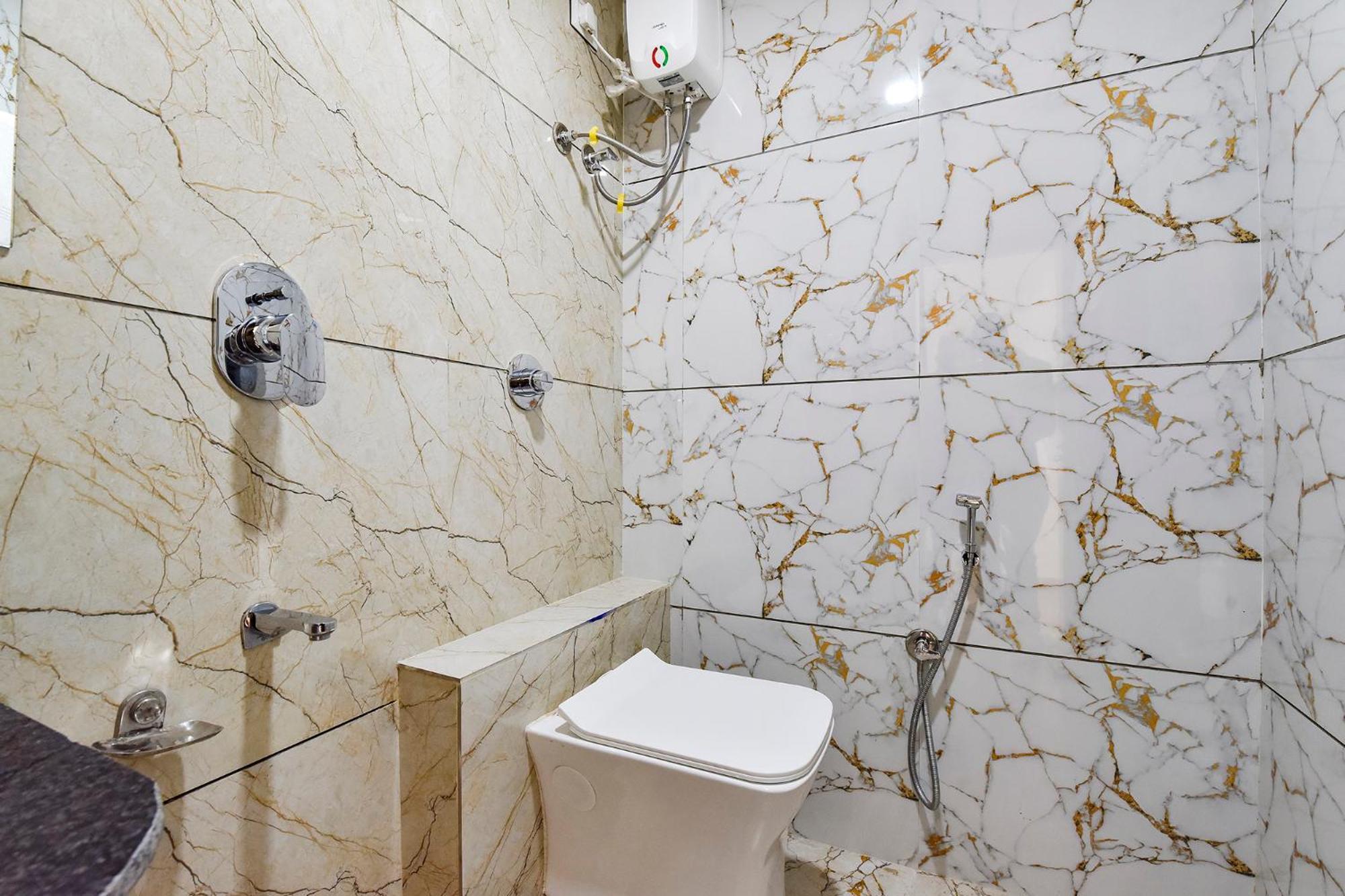 Fabhotel Symphony Grand Ahmedabad Luaran gambar