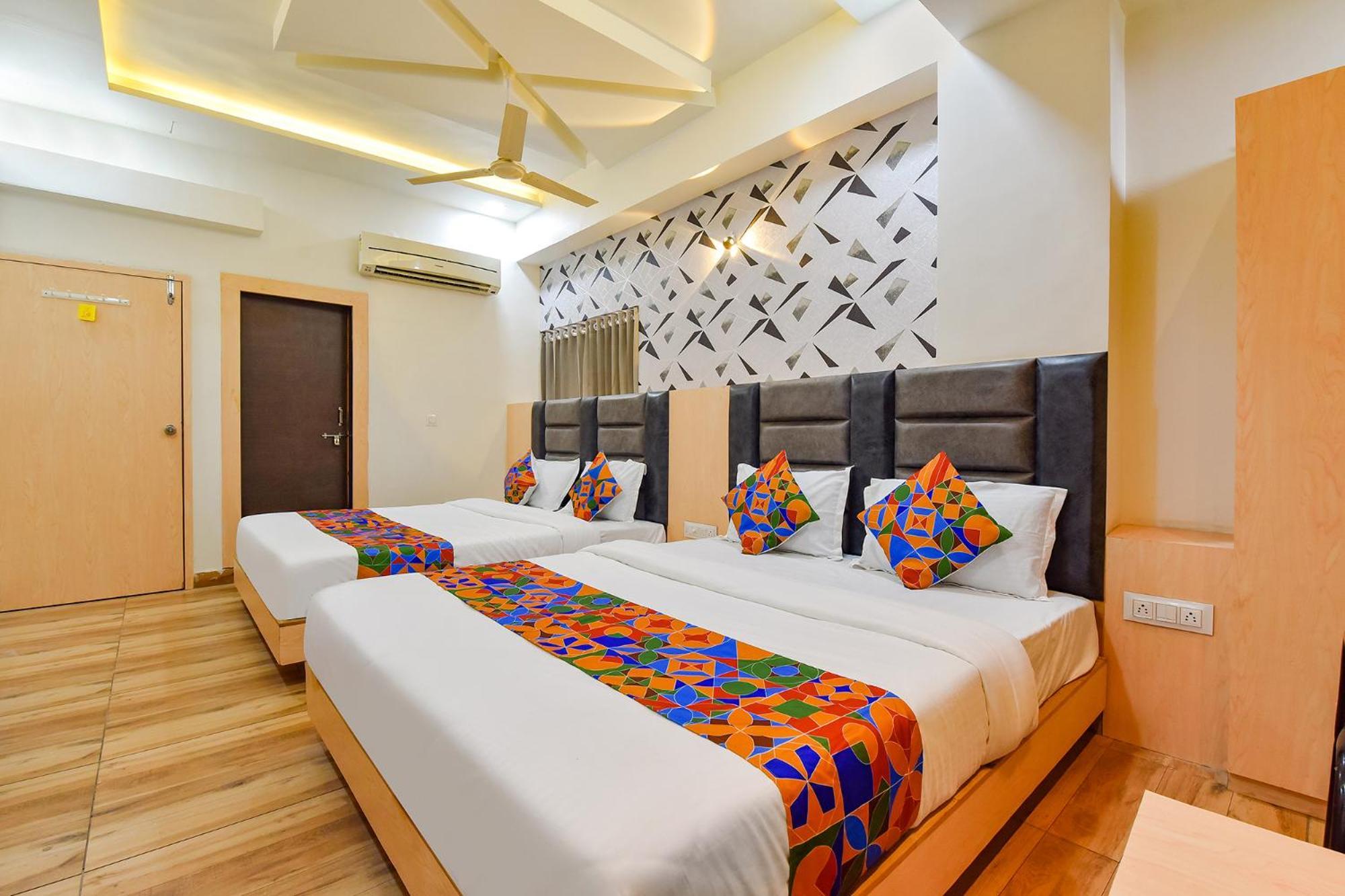 Fabhotel Symphony Grand Ahmedabad Luaran gambar