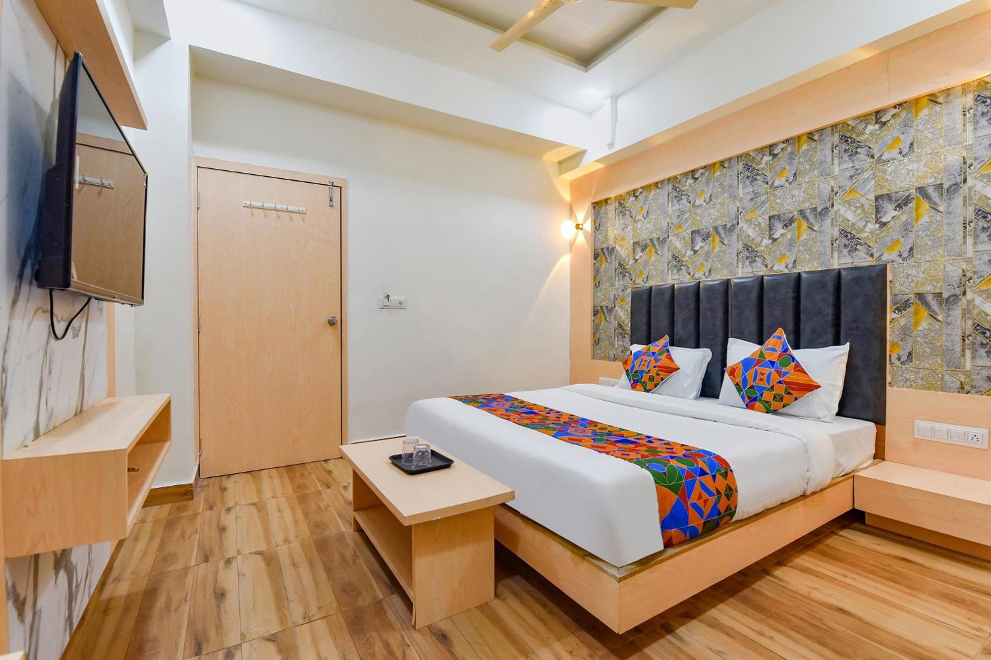 Fabhotel Symphony Grand Ahmedabad Luaran gambar