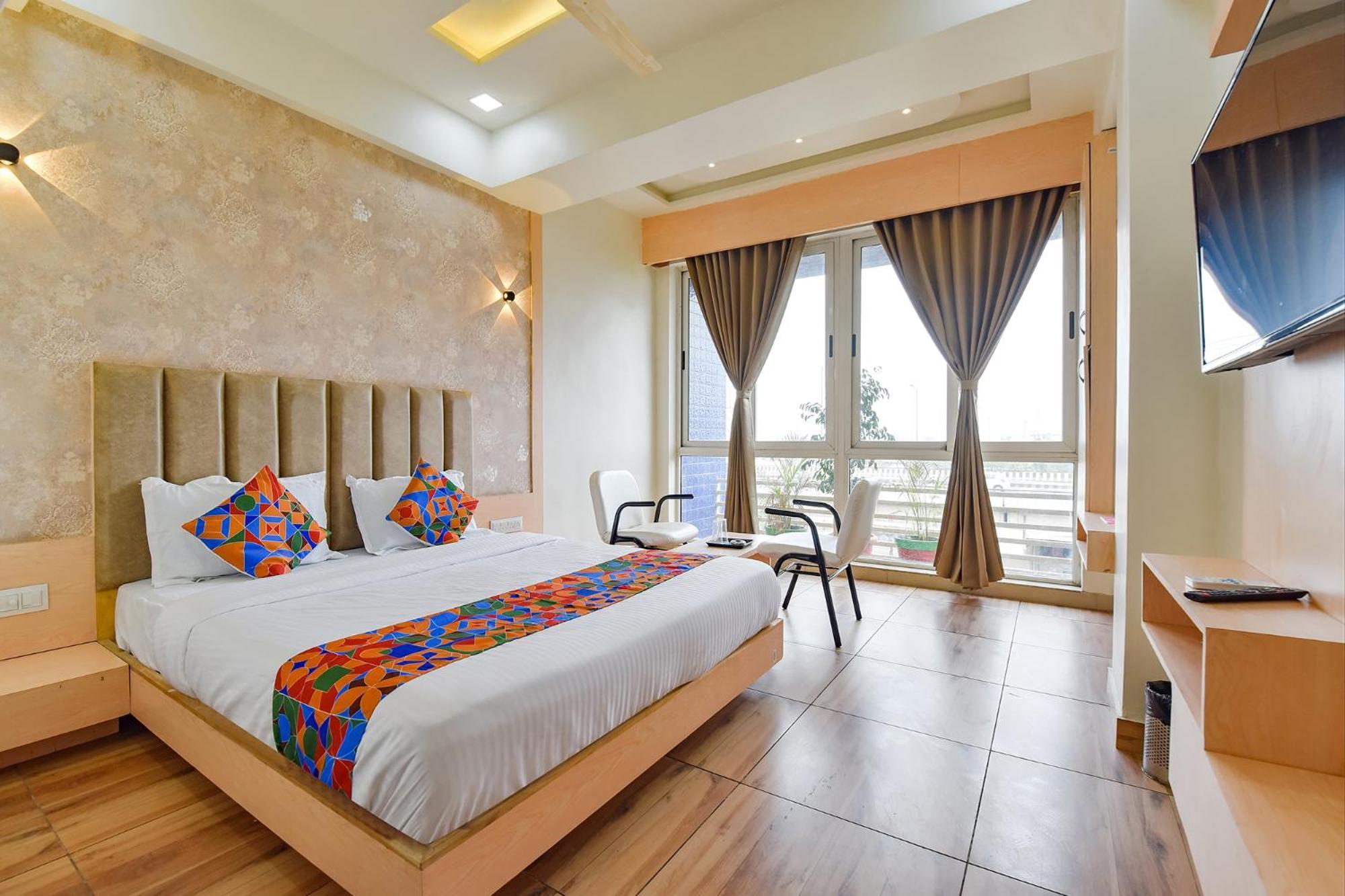 Fabhotel Symphony Grand Ahmedabad Luaran gambar